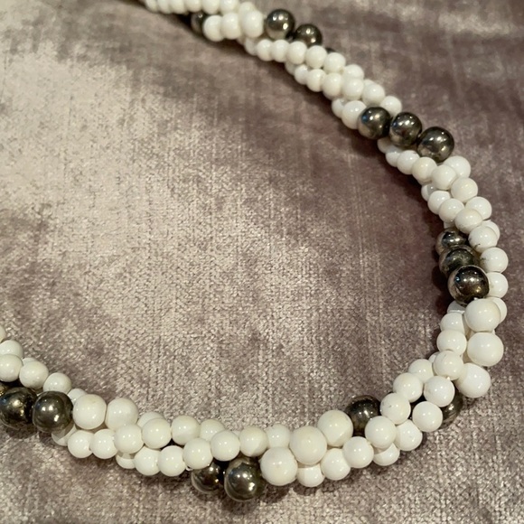 White & Silver Faux Pearl Necklace 16” - Picture 6 of 7